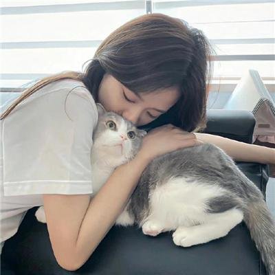 以泥为妆
